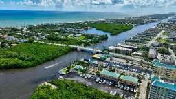 Picture of 700 E Boynton Beach Boulevard 1204, Boynton Beach, FL 33435