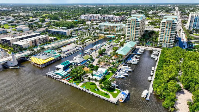 Picture of 700 E Boynton Beach Boulevard 1204, Boynton Beach FL 33435