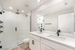 Picture of 320 NW 1St Ter, Cape Coral, FL 33993