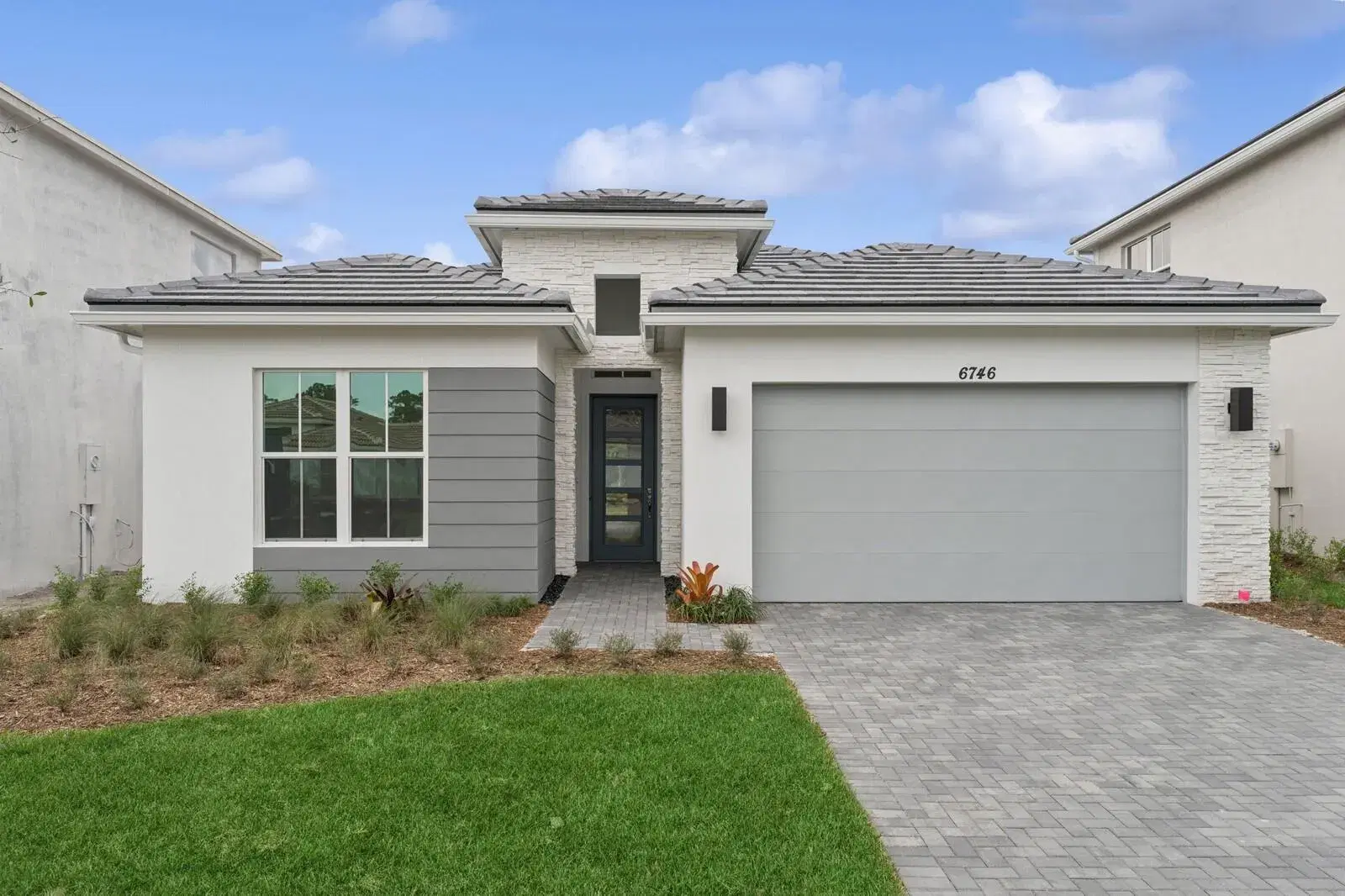 Picture of 6746 SE Lost Pne Drive 18, Stuart, FL 34997