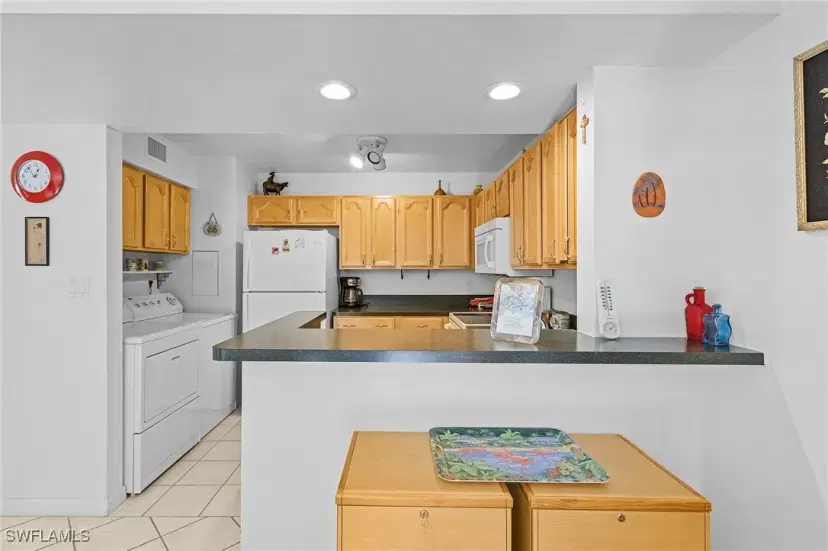 Picture of 11822 Quail Run Dr, Fort Myers FL 33908
