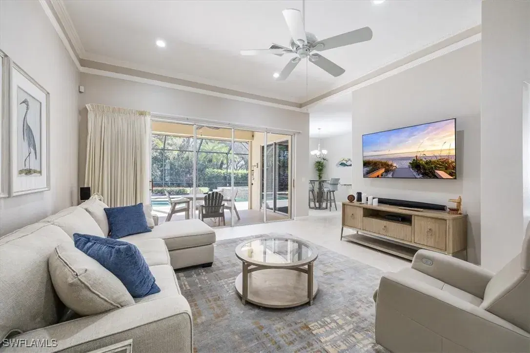 Picture of 16213 Parque Ln, Naples, FL 34110