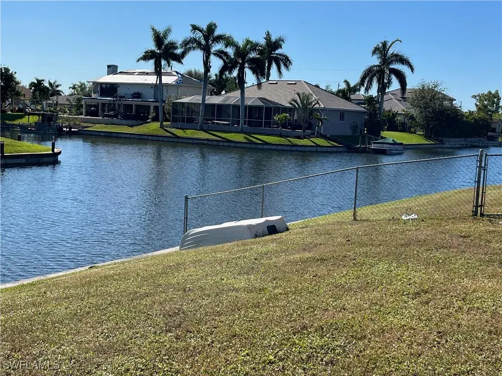 Picture of 1244 Hancock Bridge Pkwy, Cape Coral, FL 33990