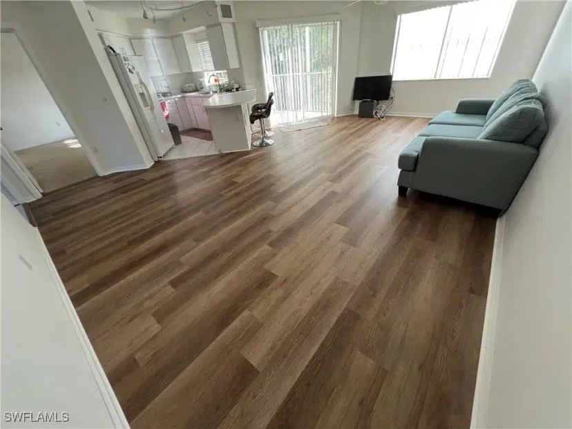 Picture of 441 Quail Forest Blvd A302, Naples FL 34105