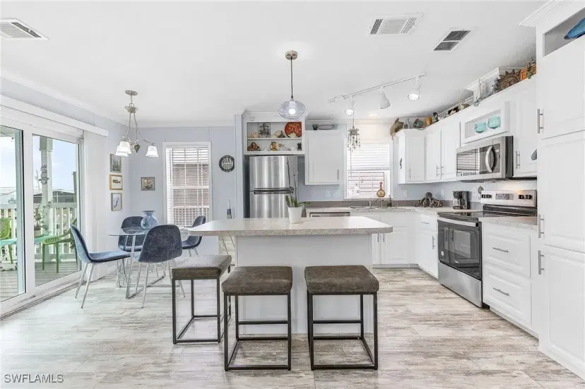 Picture of 3742 Cherry Ln, St. James City FL 33956