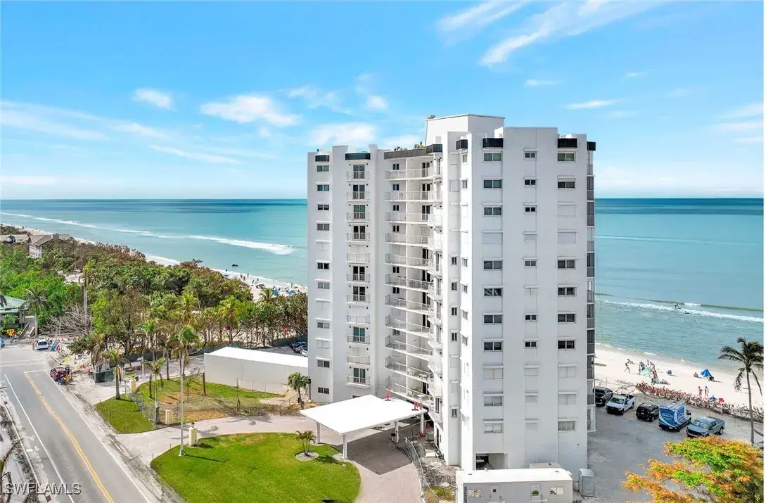 Picture of 9051 Gulf Shore Dr 603, Naples, FL 34108