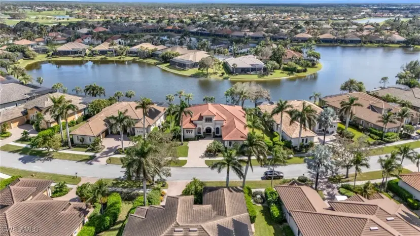 Picture of 9035 Shenendoah Cir, Naples FL 34113
