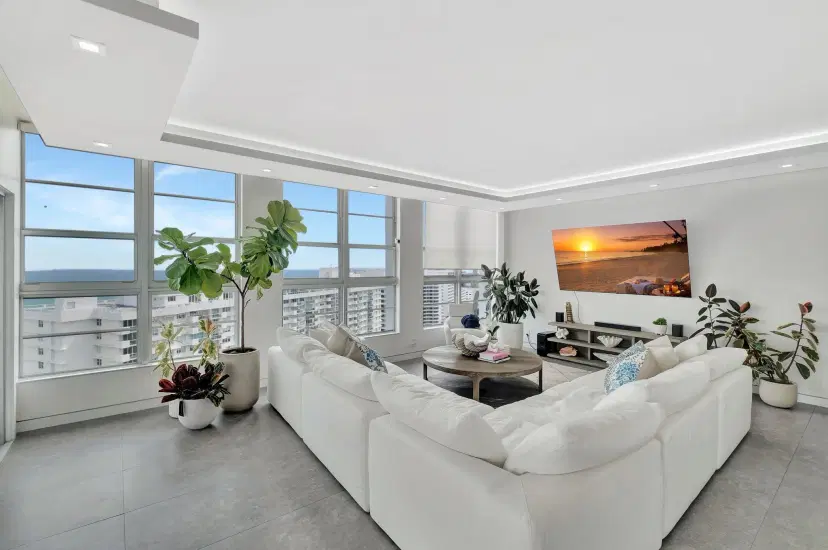 Picture of 5660 Collins Avenue 21C, Miami Beach FL 33140