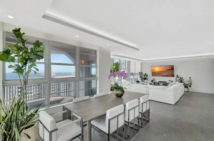 Picture of 5660 Collins Avenue 21C, Miami Beach FL 33140