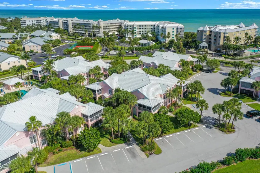 Picture of 411 NE Plantation Road 517, Stuart FL 34996