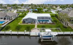 Picture of 5624 De Soto Ct, Cape Coral, FL 33904