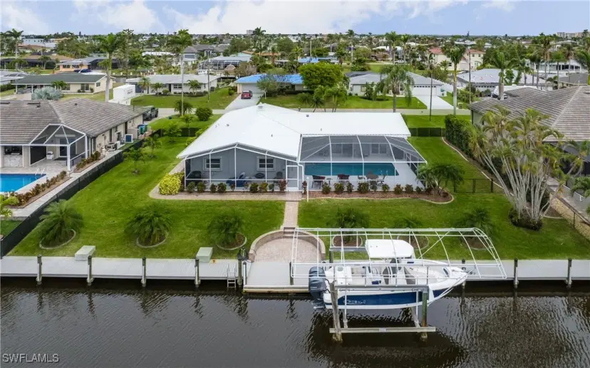 Picture of 5624 De Soto Ct, Cape Coral FL 33904