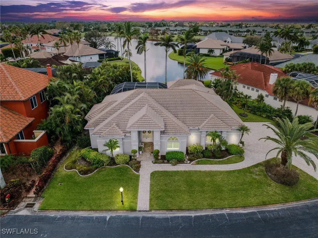 Picture of 11501 Compass Point Dr, Fort Myers, FL 33908
