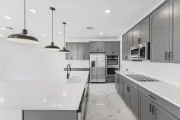 Picture of 121 SE Birch Terrace 1157, Stuart, FL 34997
