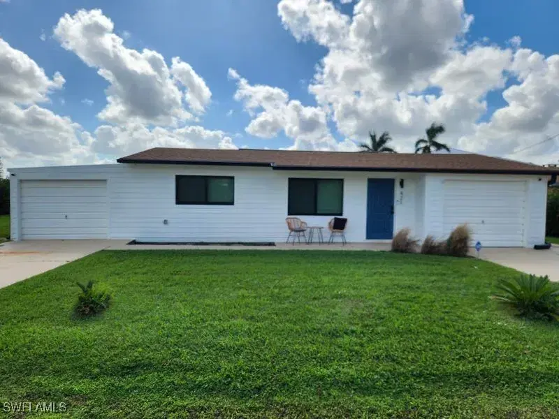 Picture of 421 Cross St, North Fort Myers FL 33903