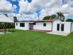 Picture of 421 Cross St, North Fort Myers, FL 33903