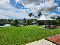 Picture of 421 Cross St, North Fort Myers, FL 33903