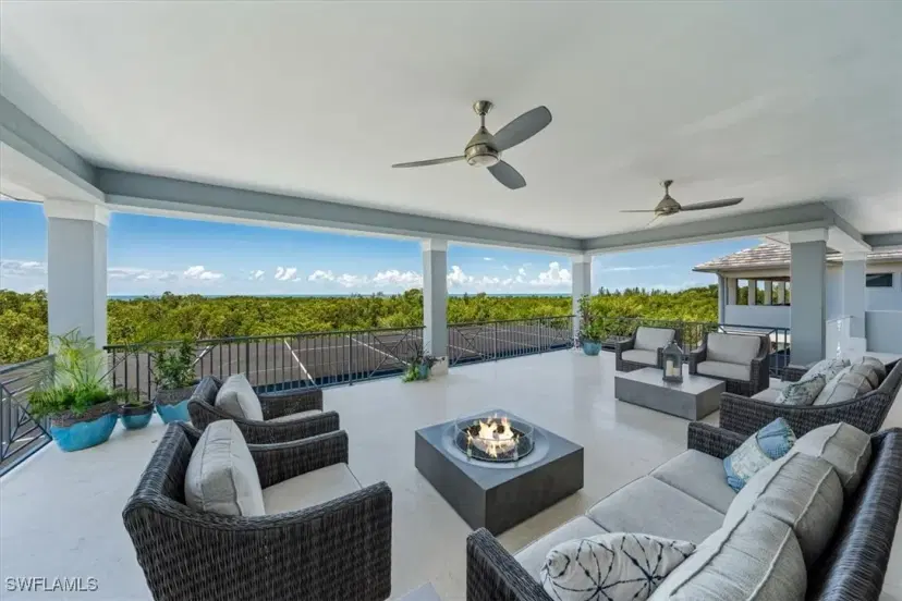 Picture of 564 Spinnaker Dr, Marco Island FL 34145