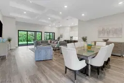 Picture of 9575 Curlew Dr, Naples, FL 34120