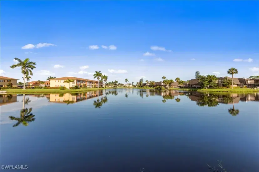 Picture of 4360 Chantelle Dr G202, Naples FL 34112