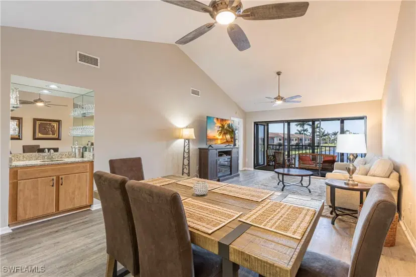 Picture of 4360 Chantelle Dr G202, Naples FL 34112