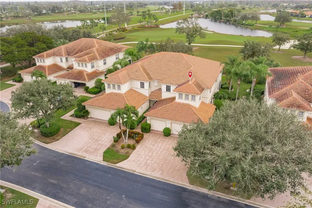 Picture of 3010 Meandering Way 102, Fort Myers, FL 33905