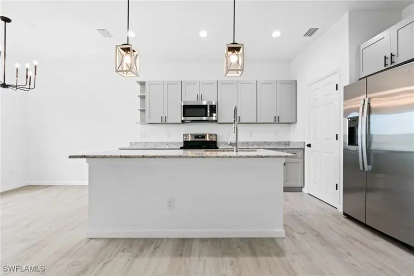 Picture of 734 Chapman Ave S, Lehigh Acres FL 33974