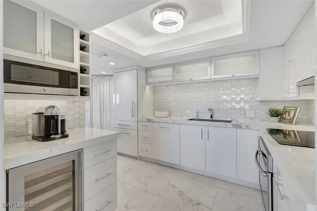 Picture of 4651 Gulf Shore Blvd N 806, Naples, FL 34103