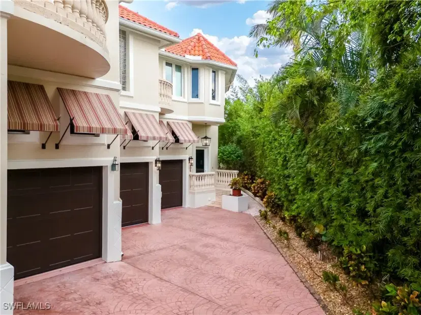 Picture of 1305 Curlew Ave C, Naples FL 34102