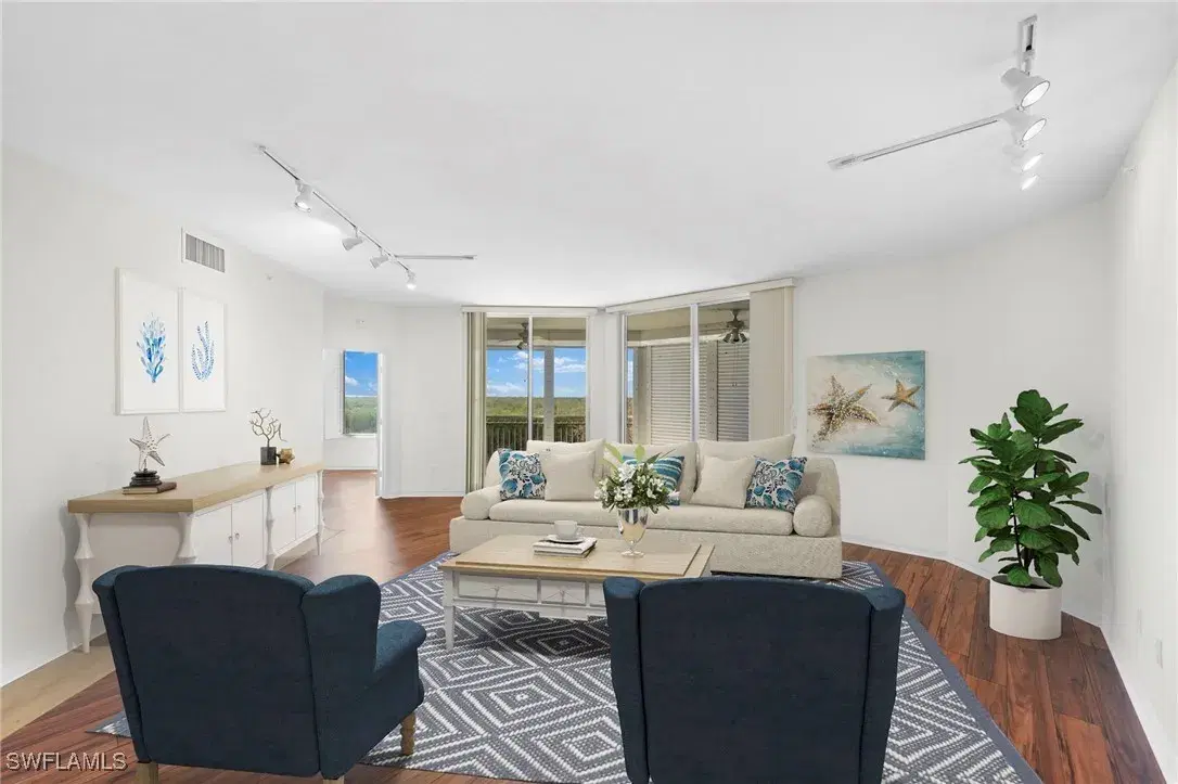 Picture of 1001 Arbor Lake Dr 307, Naples, FL 34110