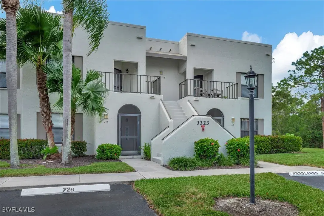 Picture of 3323 Olympic Dr 716, Naples, FL 34105