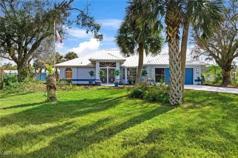 Picture of 1124 Cheshire St, Port Charlotte FL 33953