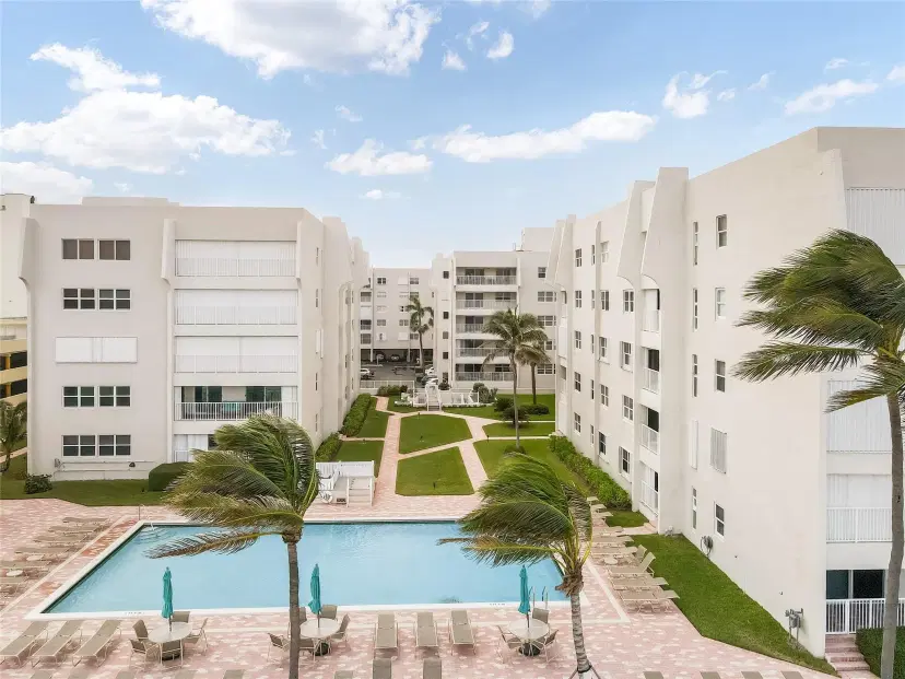 Picture of 3520 S Ocean Blvd A201, South Palm Beach FL 33480