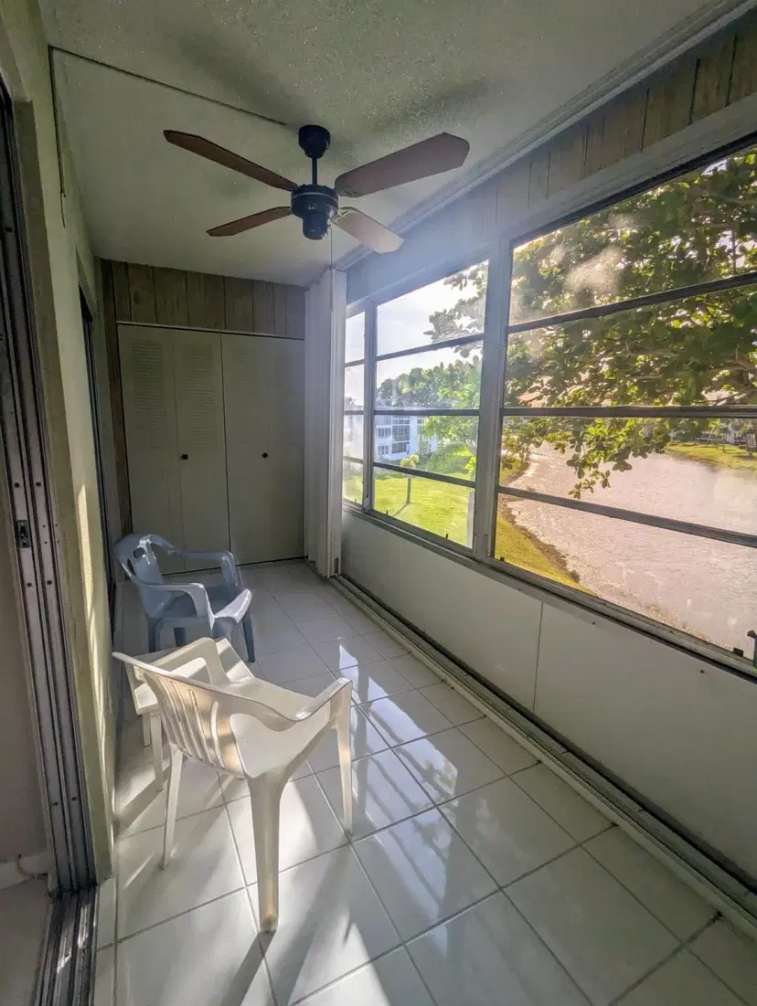 Picture of 313 Wellington M, West Palm Beach FL 33417