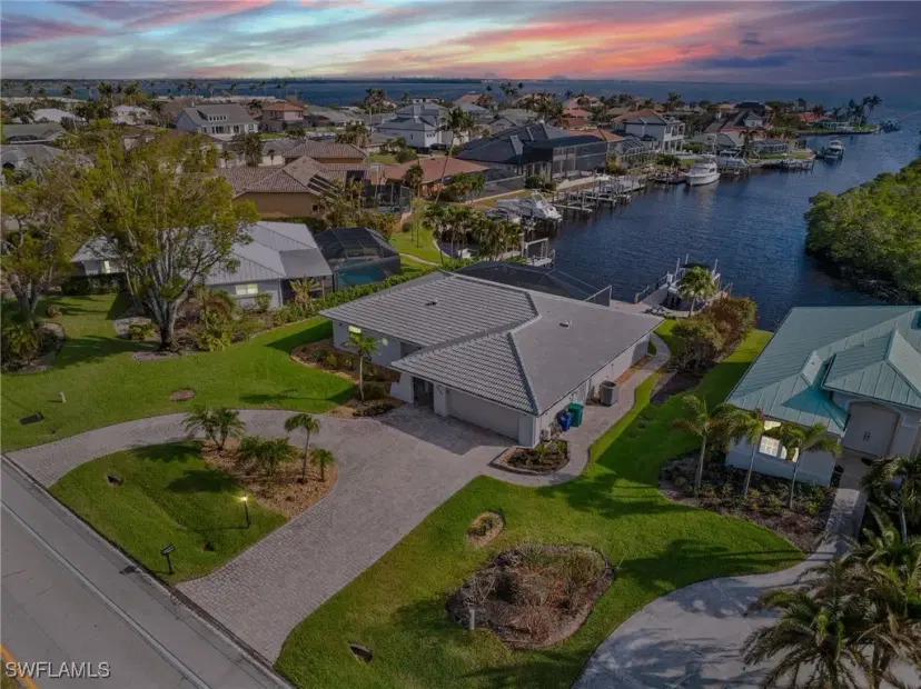 Picture of 15561 Shell Point Blvd, Fort Myers FL 33908