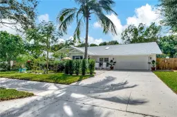 Picture of 2512 River Reach Dr, Naples, FL 34104