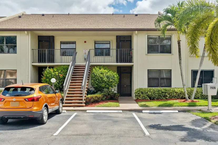 Picture of 7926 Willow Spring Drive 1324, Lake Worth FL 33467