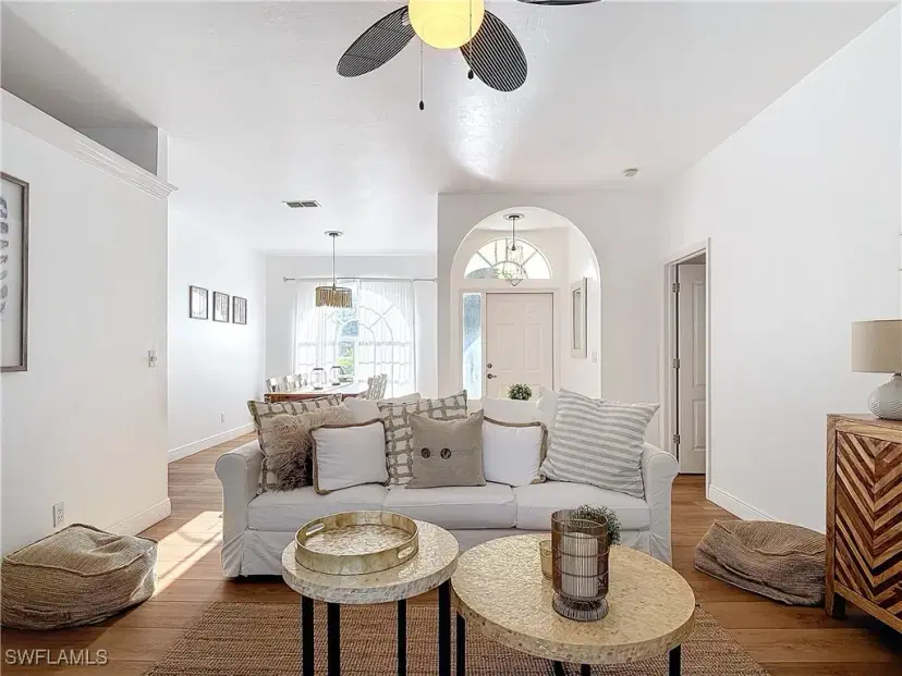 Picture of 4991 Brixton Ct, Naples FL 34104