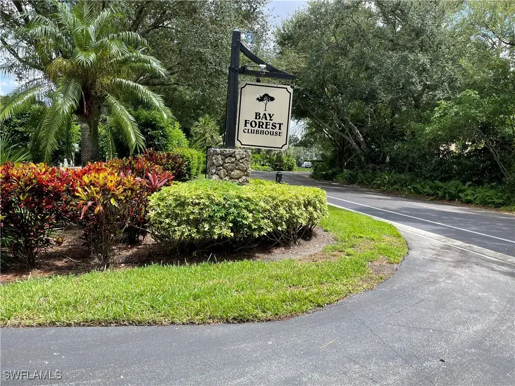 Picture of 15475 Cedarwood Ln 8-202, Naples, FL 34110