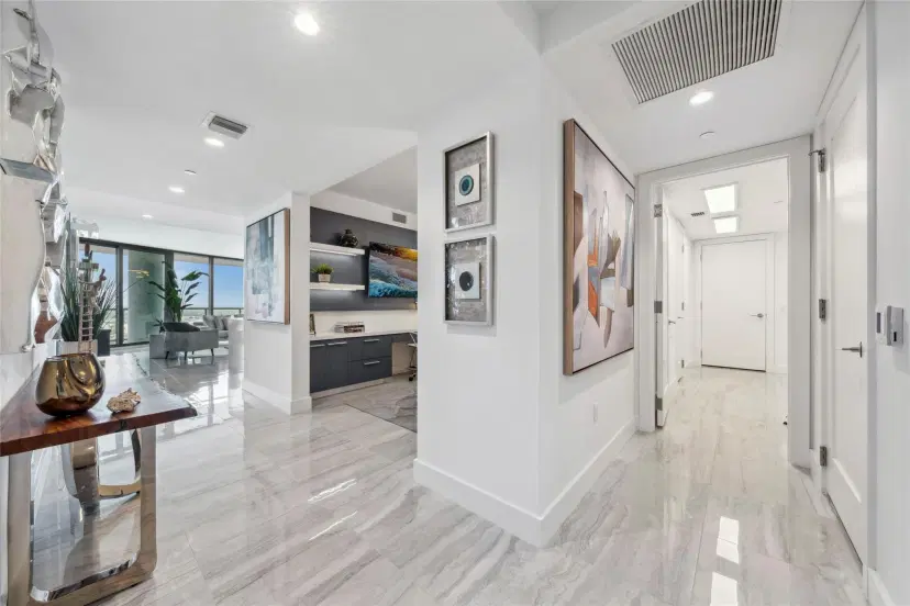 Picture of 100 E Las Olas Blvd 2803, Fort Lauderdale FL 33301