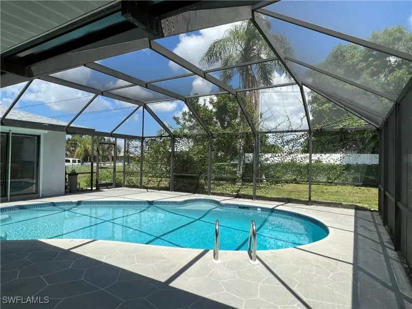 Picture of 625 SE 35Th Ter, Cape Coral FL 33904