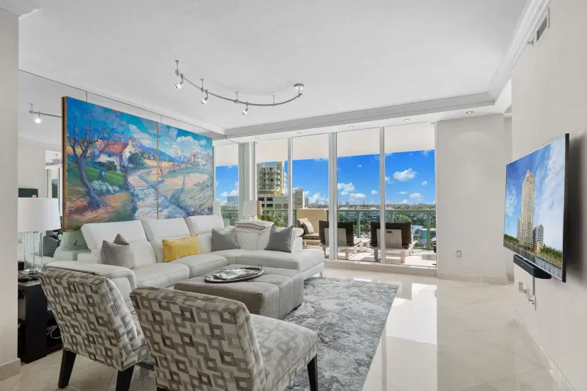 Picture of 411 N New River Dr 902, Fort Lauderdale FL 33301