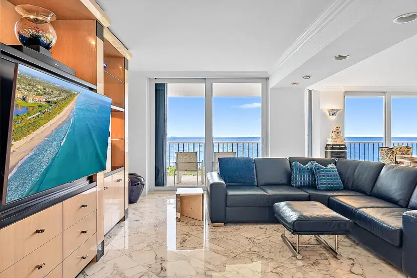 Picture of 3170 S Ocean Boulevard S302, Palm Beach FL 33480