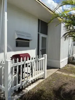 Picture of 14713 Nantucket Rd, North Fort Myers, FL 33917