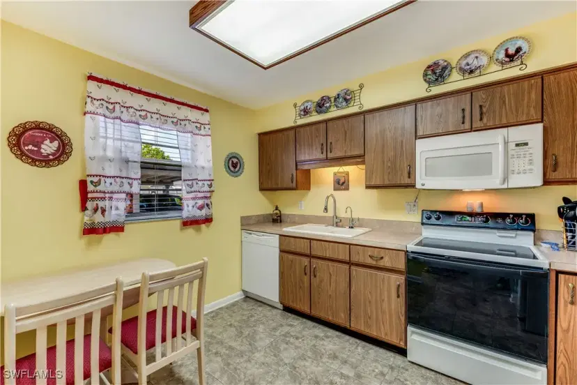 Picture of 6843 Bogey Dr, Fort Myers FL 33919