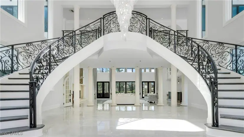 Picture of 13323 Rosewood Ln, Naples FL 34119