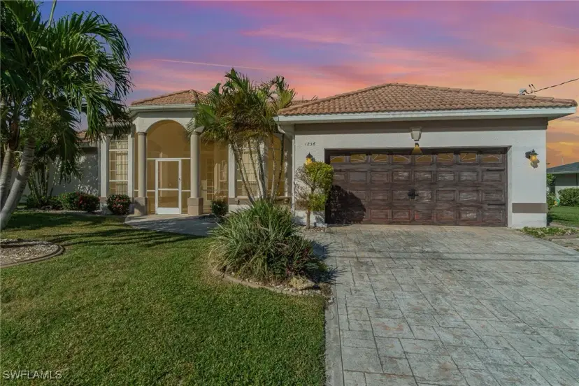 Picture of 1236 SW 4Th Ct, Cape Coral FL 33991