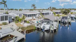 Picture of 17561 Canal Cove Ct, Fort Myers Beach, FL 33931
