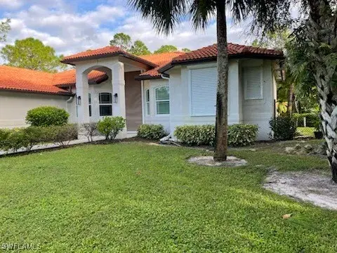 Picture of 940 11Th St Sw, Naples FL 34117