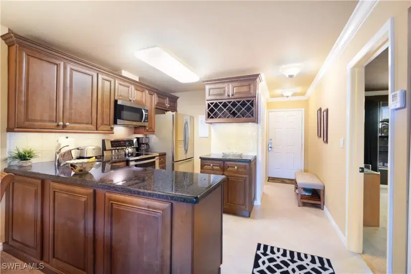 Picture of 600 Neapolitan Way 216, Naples FL 34103
